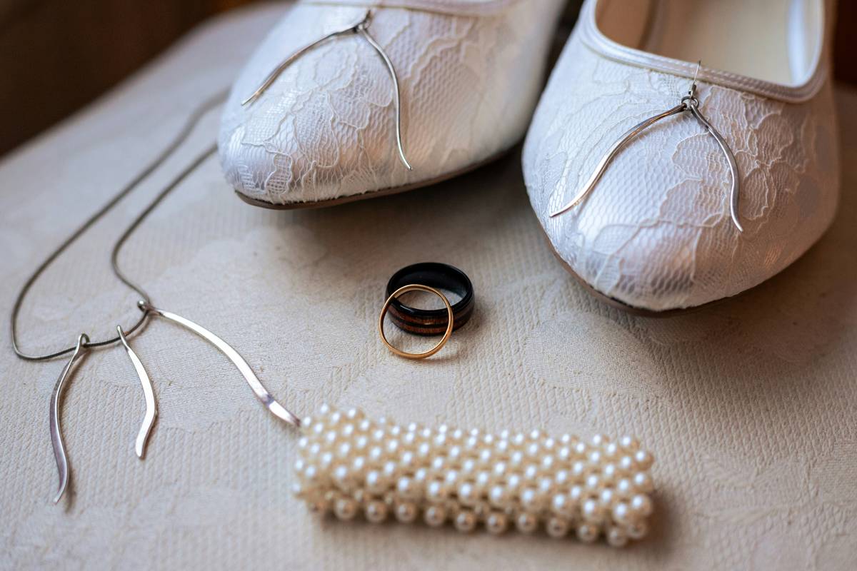 Vintage Wedding Tiaras: The Ultimate Guide to Finding Your Perfect Hair Crown