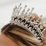 How to Choose the Perfect Pearl Wedding Headpieces for Your Big Day